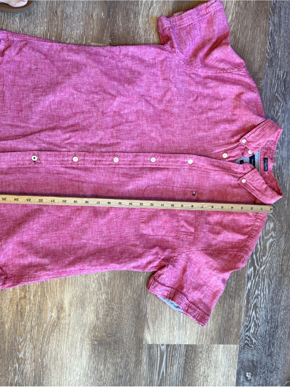 Tommy Hilfiger Red Short-Sleeve Cotton Linen Button-Down Shirt - Picture 5 of 10